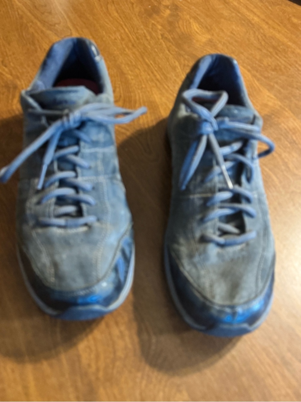 Women’s Casual Blue Lace-Up Sneakers